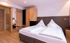 Gasthof-Pension Wulfenia